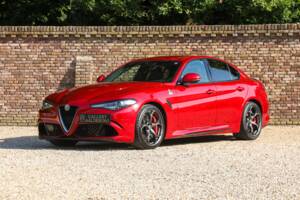 Bild 40/50 von Alfa Romeo Giulia Quadrifoglio (2017)