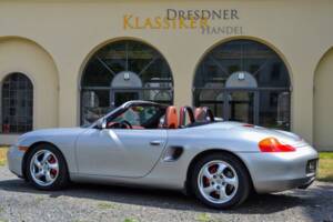 Immagine 4/30 di Porsche Boxster S (2000)