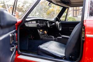 Image 35/39 de MG MGB GT (1972)