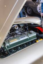 Imagen 15/28 de Austin-Healey 3000 Mk II (BJ7) (1964)