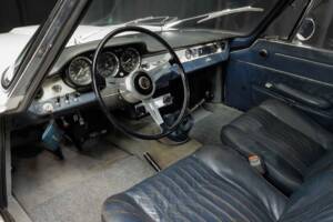 Image 29/98 de Alfa Romeo 2600 Sprint (1964)