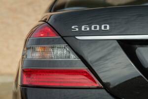 Bild 21/50 von Mercedes-Benz S 600 L (2007)