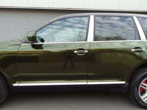 Image 29/99 of Porsche Cayenne Turbo (2007)