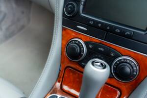 Image 25/56 de Mercedes-Benz SL 65 AMG (2004)