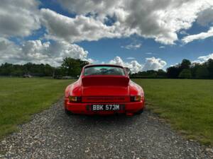 Bild 9/47 von Porsche 911 Carrera 4 (1990)