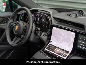 Imagen 16/35 de Porsche Cayenne Coupé E-Hybrid (1900)