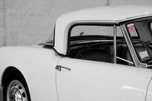 Afbeelding 42/48 van Alfa Romeo Giulia 1600 Spider (1963)