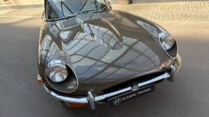 Image 31/81 de Jaguar Type E (2+2) (1969)