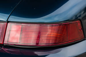 Immagine 23/87 di Porsche 911 Turbo 3.3 (1991)