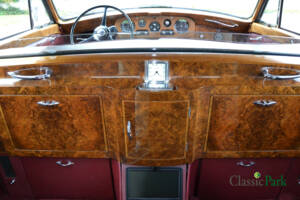 Image 38/50 de Rolls-Royce Phantom V James Young (1964)