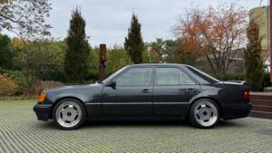 Bild 4/27 von Mercedes-Benz 500 E (1992)