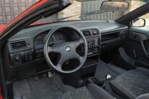 Image 37/50 de Opel Calibra 2,0 Piecha (1993)