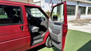 Bild 29/71 von Volkswagen T4 California 2.4 D (1994)