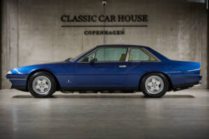 Image 2/100 of Ferrari 412 (1986)