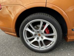 Bild 52/53 von Porsche Cayenne GTS (2008)