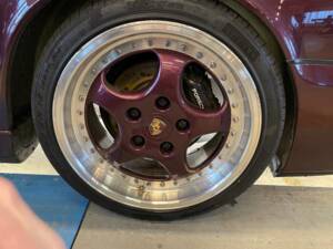 Bild 9/23 von Porsche 911 Carrera 4 (1992)