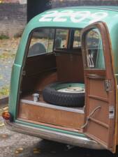 Image 12/51 de FIAT 500 C Giardiniera (1951)