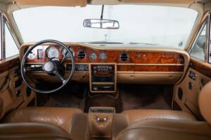 Immagine 17/32 di Rolls-Royce Silver Wraith II (1979)