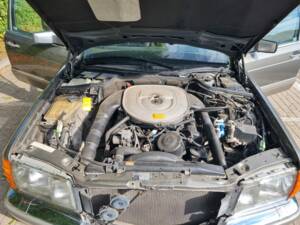 Image 6/12 of Mercedes-Benz 420 SE (1989)