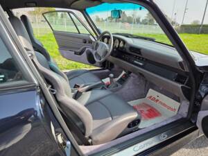 Bild 9/33 von Porsche 911 Carrera 4S (1996)