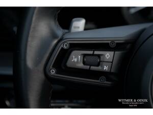 Image 24/42 of Porsche 911 Carrera (2020)