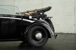 Bild 11/48 von DKW Front Luxus Sport (1937)