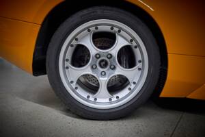 Image 43/99 of Lamborghini Murciélago (2003)