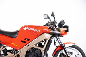 Image 32/50 of Honda NSR 125 R (1990)