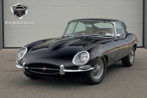 Image 1/17 de Jaguar Type E 3.8 (1962)