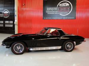 Image 9/15 of Chevrolet Corvette Sting Ray Convertible (1965)