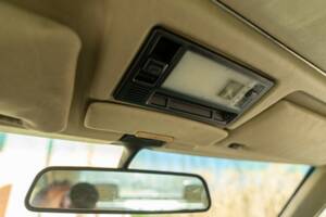 Bild 30/50 von Mercedes-Benz 200 CE (1992)