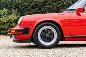 Bild 16/50 von Porsche 911 Carrera 3.2 (1988)