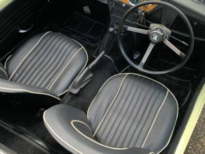 Afbeelding 2/8 van Triumph Spitfire Mk III (1968)