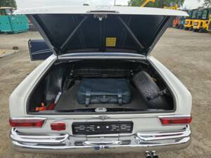 Image 8/8 of Mercedes-Benz 250 SE (1965)