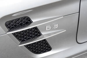 Imagen 24/56 de Mercedes-Benz SLS AMG (2011)