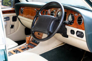Image 2/50 of Bentley Turbo R lang (1996)