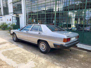 Image 13/47 de Maserati Quattroporte 4200 (1981)