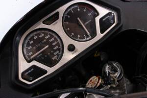 Image 33/50 of Yamaha XTZ 750 SuperTéneré (1990)