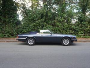 Image 7/20 of Jaguar XJS 5.3 V12 (1989)