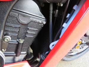 Imagen 25/40 de Yamaha DUMMY (2002)