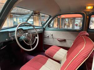 Image 17/34 of Volvo PV 444 (1951)