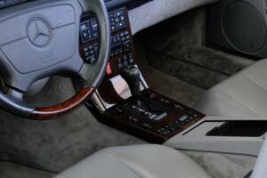 Bild 18/50 von Mercedes-Benz SL 60 AMG (1994)
