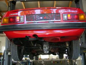 Immagine 52/77 di Alfa Romeo Spider Veloce 2000 (1981)