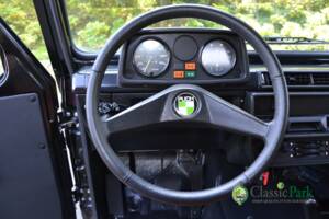 Immagine 25/49 di Mercedes-Benz 230 GE (lang) (1991)