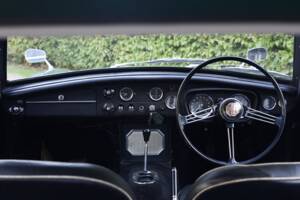 Bild 13/50 von MG MGB GT (1967)
