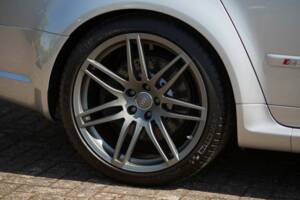 Bild 23/50 von Audi RS4 Avant (2006)