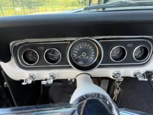Image 23/47 de Ford Mustang 390 GTA (1966)