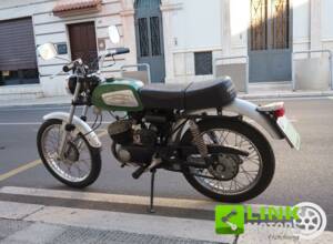 Image 2/10 of Aermacchi Harley-Davidson DUMMY (1974)