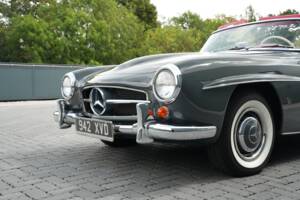 Image 26/50 de Mercedes-Benz 190 SL (1961)
