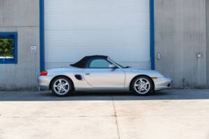 Image 38/73 of Porsche Boxster (2001)